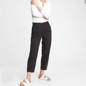 GAP High Rise Barrel Jeans - Size 29 / 8R - Never Worn